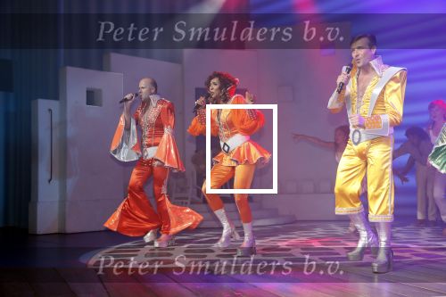 Utrecht 23 september 2018
Premiere Mamma Mia in beatrixtheater. Hoofdrollen zijn er voor Antje Monteiro Jolijn Henneman Sophia Wezer Hilke Bierman Dieter Troubleyn Emiel de Jong en Soy Kroon.