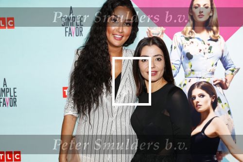 Amsterdam26 april 2018
Premiere a simple flavor in pathe arena.
Soundos El Ahmadi kwam met een vriendin