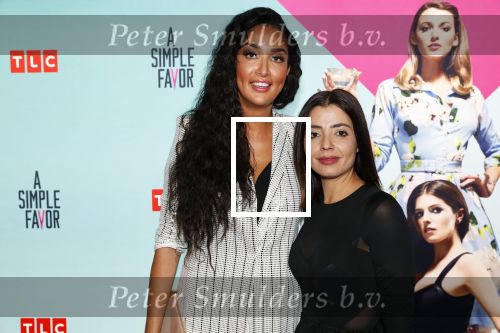 Amsterdam26 april 2018
Premiere a simple flavor in pathe arena.
Soundos El Ahmadi kwam met een vriendin