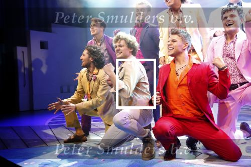 Utrecht 23 september 2018
Premiere Mamma Mia in beatrixtheater. Hoofdrollen zijn er voor Antje Monteiro Jolijn Henneman Sophia Wezer Hilke Bierman Dieter Troubleyn Emiel de Jong en Soy Kroon.