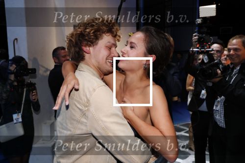 Utrecht 23 september 2018
Premiere Mamma Mia in beatrixtheater. Hoofdrollen zijn er voor Antje Monteiro Jolijn Henneman Sophia Wezer Hilke Bierman Dieter Troubleyn Emiel de Jong en Soy Kroon. Soy met Holly Brood