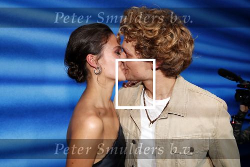 Utrecht 23 september 2018
Premiere Mamma Mia in beatrixtheater. Hoofdrollen zijn er voor Antje Monteiro Jolijn Henneman Sophia Wezer Hilke Bierman Dieter Troubleyn Emiel de Jong en Soy Kroon. Soy met Holly Brood