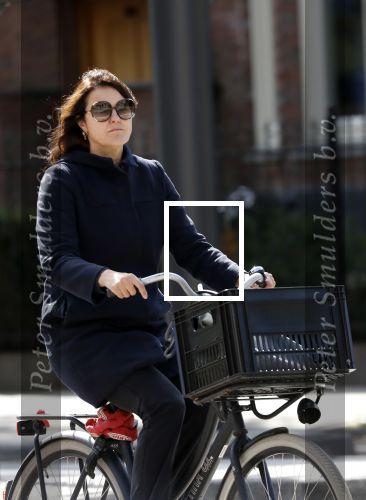Amsterdam 15 september 2018
Susan Visser bij haar huis en op de fiets.