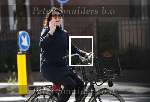 Amsterdam 15 september 2018
Susan Visser bij haar huis en op de fiets.