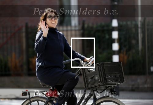 Amsterdam 15 september 2018
Susan Visser bij haar huis en op de fiets.