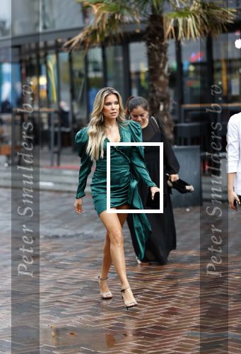 Amsterdam 21 september 2018
Sylvie Meis bij de premiere Elvyâ€™s wereld in Pathe Arena . Haar broer en zwager waren ook aanwezig.