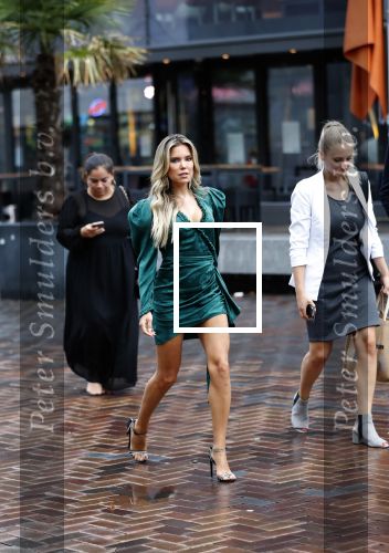 Amsterdam 21 september 2018
Sylvie Meis bij de premiere Elvyâ€™s wereld in Pathe Arena . Haar broer en zwager waren ook aanwezig.