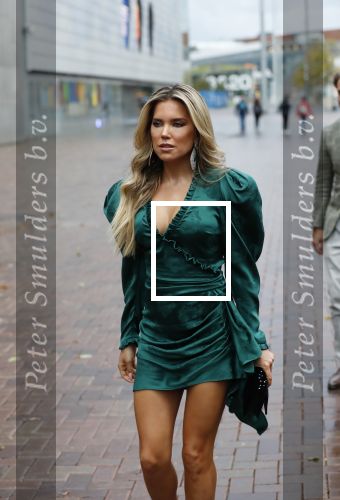 Amsterdam 21 september 2018
Sylvie Meis bij de premiere Elvyâ€™s wereld in Pathe Arena . Haar broer en zwager waren ook aanwezig.