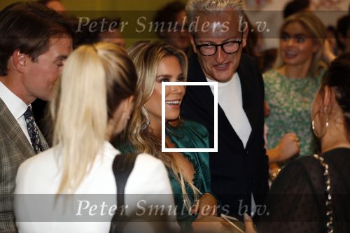 Amsterdam 21 september 2018
Sylvie Meis bij de premiere Elvyâ€™s wereld in Pathe Arena . Haar broer en zwager waren ook aanwezig.