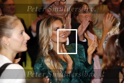 Amsterdam 21 september 2018
Sylvie Meis bij de premiere Elvyâ€™s wereld in Pathe Arena . Haar broer en zwager waren ook aanwezig.