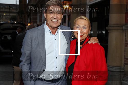 Amsterdam 10 september 2018
Feest Sjaak Swart in het nieuwe delamar theater. Theo v Duivenbode met vrouw