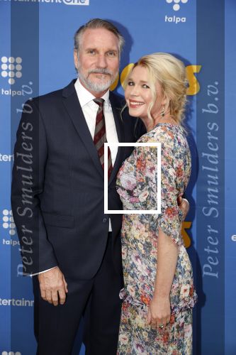Amsterdm 17 september 2018
Premiere Doris in Tuschinski. De cast bestaat uit oa Tjitske Reidinga Guy Clemens Bracha v Doesburgh Tanik Moree Peter Blok .