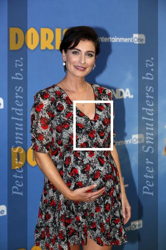 Amsterdam 17 september 2018
Premiere Doris in Tuschinski. De cast bestaat uit oa Tjitske Reidinga Guy Clemens Bracha v Doesburgh Tanik Moree Peter Blok .  Vivienne v d Assem zwanger