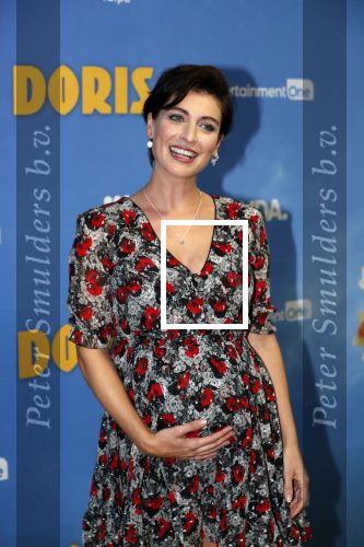 Amsterdam 17 september 2018
Premiere Doris in Tuschinski. De cast bestaat uit oa Tjitske Reidinga Guy Clemens Bracha v Doesburgh Tanik Moree Peter Blok .  Vivienne v d Assem zwanger