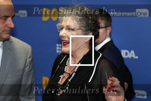 Amsterdam 17 september 2018
Premiere Doris in Tuschinski. De cast bestaat uit oa Tjitske Reidinga Guy Clemens Bracha v Doesburgh Tanik Moree Peter Blok . Willeke v Ammelrooy
