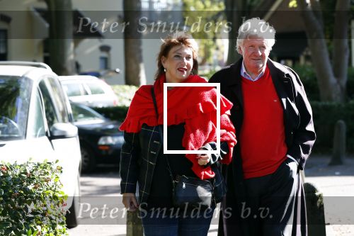 Laren 26 september 2018
Willibrorf Frequin en zijn vriendin voor het eerst weer buiten na zijn ziekenhuisopname.