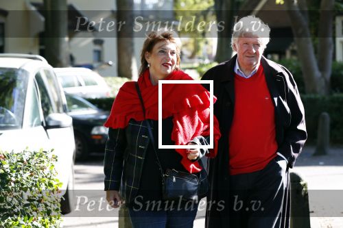 Laren 26 september 2018
Willibrorf Frequin en zijn vriendin voor het eerst weer buiten na zijn ziekenhuisopname.
