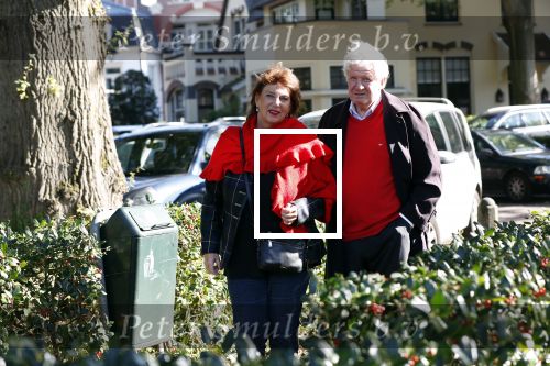 Laren 26 september 2018
Willibrorf Frequin en zijn vriendin voor het eerst weer buiten na zijn ziekenhuisopname.