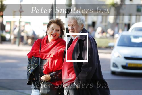 Laren 26 september 2018
Willibrorf Frequin en zijn vriendin voor het eerst weer buiten na zijn ziekenhuisopname.