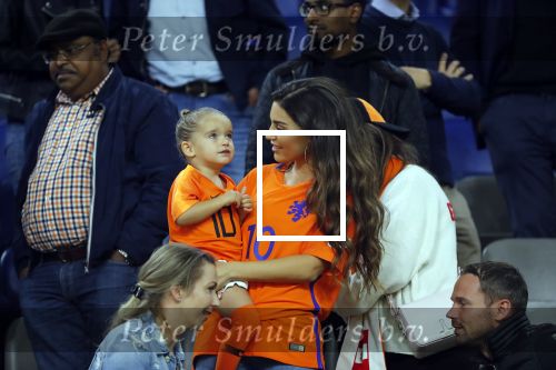 Amsterdam 6 mei 2018
Nederland-Peru 2-1 . Afscheidswedstrijd Wesley Sneijder . Zijn vrouw Yolanthe Sneijder Cabau en zoons Jessey en Xess Xava zijn natuurlijk aanwezig.