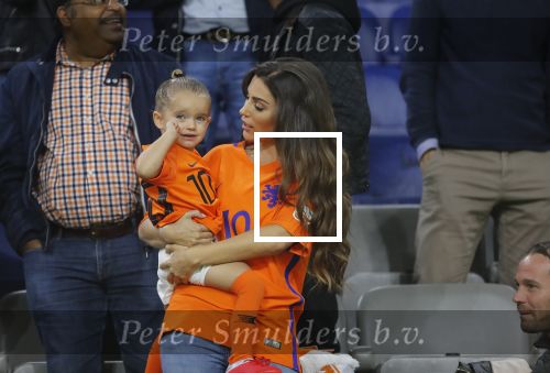 Amsterdam 6 mei 2018
Nederland-Peru 2-1 . Afscheidswedstrijd Wesley Sneijder . Zijn vrouw Yolanthe Sneijder Cabau en zoons Jessey en Xess Xava zijn natuurlijk aanwezig.