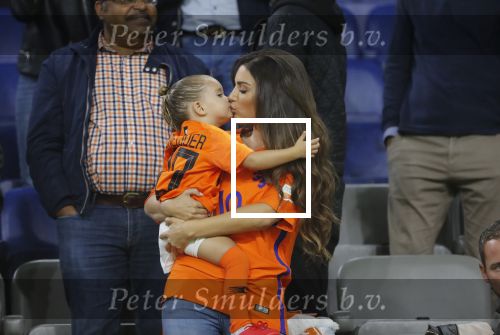 Amsterdam 6 mei 2018
Nederland-Peru 2-1 . Afscheidswedstrijd Wesley Sneijder . Zijn vrouw Yolanthe Sneijder Cabau en zoons Jessey en Xess Xava zijn natuurlijk aanwezig.