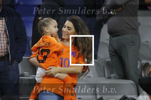 Amsterdam 6 mei 2018
Nederland-Peru 2-1 . Afscheidswedstrijd Wesley Sneijder . Zijn vrouw Yolanthe Sneijder Cabau en zoons Jessey en Xess Xava zijn natuurlijk aanwezig.