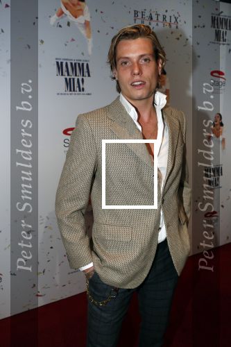 Utrecht 23 september 2018
Premiere Mamma Mia in het Beatrix Theater. Maan met vriend Dj Tony