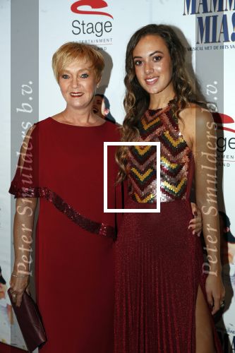 Utrecht 23 september 2018
Premiere Mamma Mia in het Beatrix Theater. Zoey Ivory kwam met haar moeder