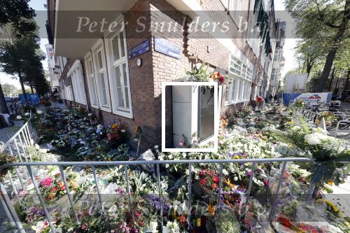 Amsterdam 20 september 2019
Bloemenzee bij het kantoor van advocaat Derk Wiersum die vermoord is voor zijn huis.