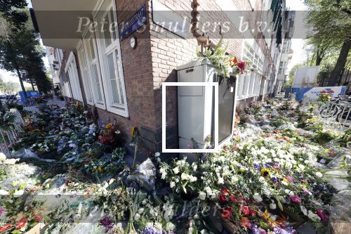 Amsterdam 20 september 2019
Bloemenzee bij het kantoor van advocaat Derk Wiersum die vermoord is voor zijn huis.