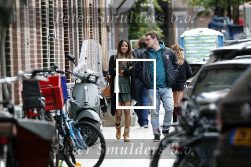 Amsterdam 7 augustus 2019
 Presentatrice Airen MylÃ¨ne en haar vriend oud-hockeyer Taeke Taekema samen in Amsterdam zuid . Airen is in verwachtring van hun tweede kindje
