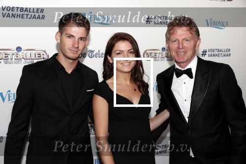 Hilversum 2 september 2019
Voetbalgala bij studio 21 . Alfons Groenendijk kwam met zijn zoon en dochter