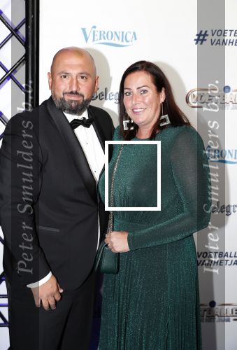Hilversum 2 september 2019
Voetballer van het jaar verkiezing in studio 21. Ali Dursun met zijn vrouw