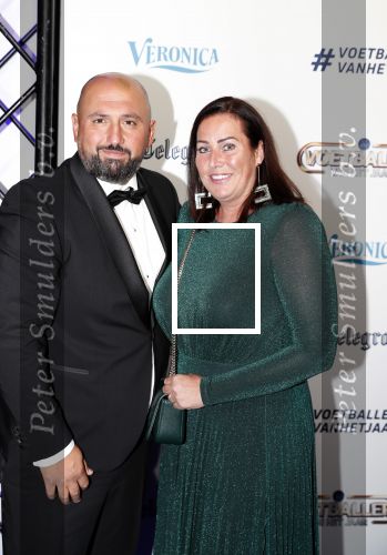 Hilversum 2 september 2019
Voetballer van het jaar verkiezing in studio 21. Ali Dursun met zijn vrouw
