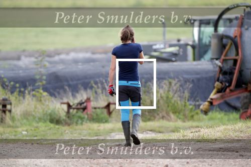 Vries 2 september 2019
Annemiek Koekkoek een van de deelneemsters van Boer zoekt vrouw seizoen 2019/2020. Bij haar huis/boerderij gefotografeerd.