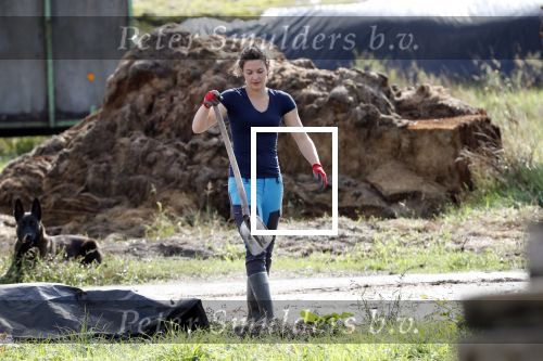 Vries 2 september 2019
Annemiek Koekkoek een van de deelneemsters van Boer zoekt vrouw seizoen 2019/2020. Bij haar huis/boerderij gefotografeerd.