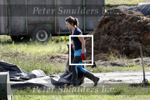 Vries 2 september 2019
Annemiek Koekkoek een van de deelneemsters van Boer zoekt vrouw seizoen 2019/2020. Bij haar huis/boerderij gefotografeerd.