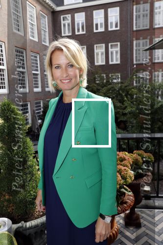 Amsterdam 10 september 2019
Presentatie celebaabs in hotel the Grand met oa Anouk Smulders Frits Sissing Dennis v d Geest Dennis Weening Dominique v Hulst ( zangeres Do) en  Irene moors . Celebabs is een idee van Tim Ouborg en Jeroen v d Boom