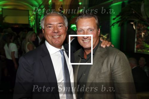 Amsterdam 9 september 2019
10 jarig bestaan van Choices by Deborah Leeser ( Gassan Diamonds) bij artis.
Benno Leeser en David Bijlsma