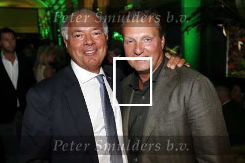 Amsterdam 9 september 2019
10 jarig bestaan van Choices by Deborah Leeser ( Gassan Diamonds) bij artis.
Benno Leeser en David Bijlsma
