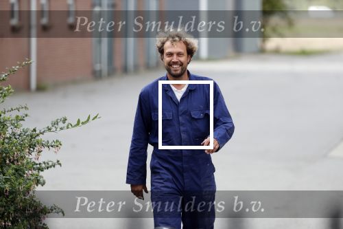 Arnemuiden 5 september 2019
Boer Bastiaan met zijn hond bij zijn boerderij/huis.