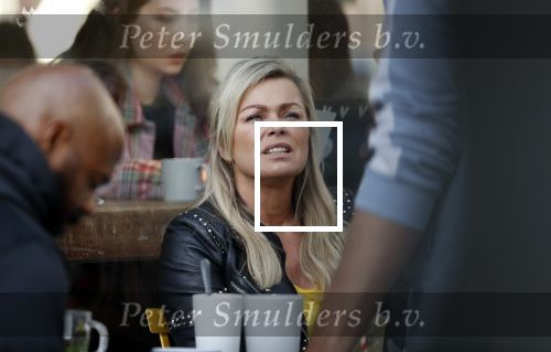 Amsterdam 9 september 2019
Bridget Maasland met ploeg op de beethovenstraat. Daarna stappen ze in een grote hummer limo.