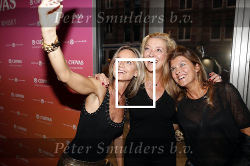 Amsterdam 19 september 2019
Premiere Johnny de Mol in het delamar theater. Zijn zwangere vrouw Anouk de Mol is natuurlijk aanwezig. Carlijn de Vries met dochter en vriendinnen