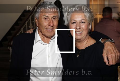 Amsterdam 27 september 2019
Boekpresentatie van Koos Alberts geschreven door zijn dochter Christa Krommenhoek. Presentatie is bij Scheltema. Christa en Sjaak Swart