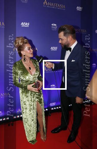 Scheveningen 22 september 2019
Premiere Anastasia in het afas Circustheater.
Connie Witteman met sieraden maker