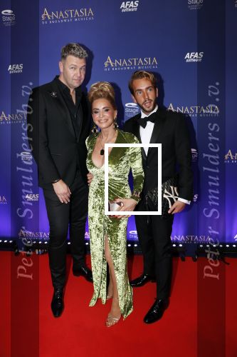 Scheveningen 22 september 2019
Premiere Anastasia in het afas Circustheater.
Connie Witteman met sieraden maker