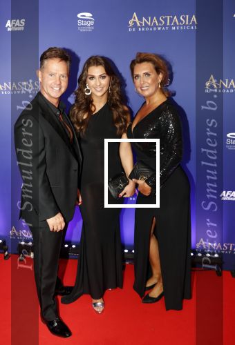 Scheveningen 22 september 2019
Premiere Anastasia in het afas Circustheater. Danny de Munk met zijn vrouw en dochter