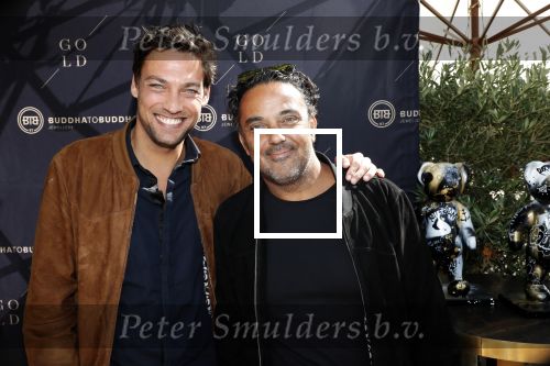 Rotterdam 2 september 2019
Presentatie Buddha to Buddha en hun nieuwe gouden sieradenlijn . Davina Michelle is het gezicht daarvan. Dennis Rugebregt Cris de Ravallet en Edgar Meier