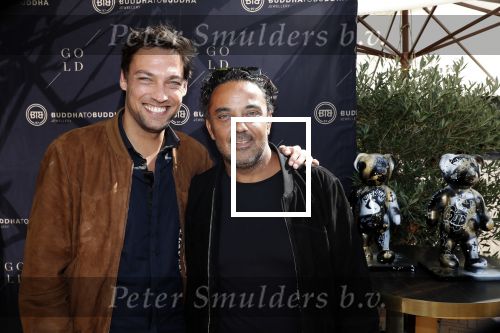 Rotterdam 2 september 2019
Presentatie Buddha to Buddha en hun nieuwe gouden sieradenlijn . Davina Michelle is het gezicht daarvan. Dennis Rugebregt Cris de Ravallet en Edgar Meier